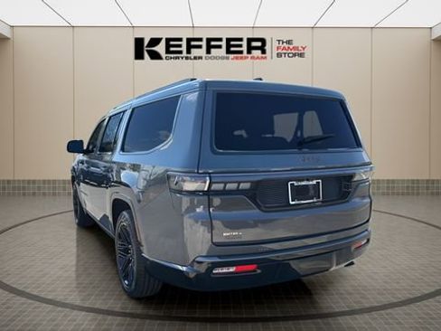 New 2026 Jeep Grand Wagoneer L Limited AWD/4WD image 3