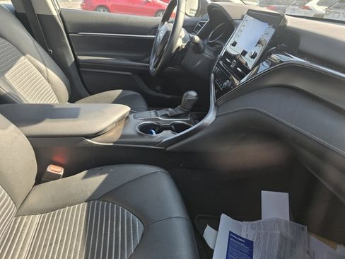 Used 2023 Toyota Camry SE w/ Convenience Package FWD image 12