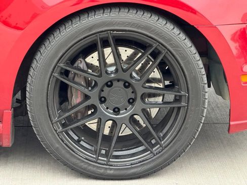 Used 2013 Ford Mustang GT image 6