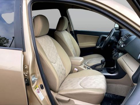 Used 2009 Toyota RAV4 2WD image 8