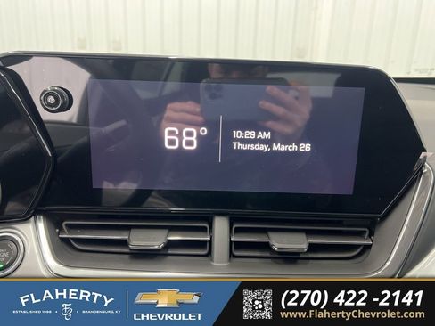 New 2026 Chevrolet Trax LT image 27