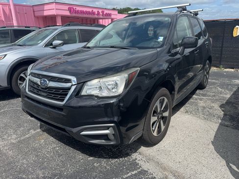 Used 2017 Subaru Forester 2.5i Limited w/ Popular Package #1 AWD/4WD image 5