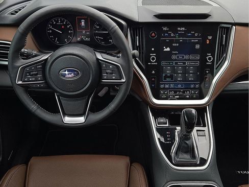 Certified 2025 Subaru Outback Touring XT AWD/4WD image 12