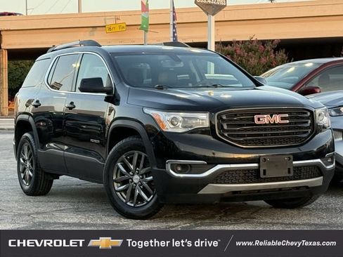 Used 2017 GMC Acadia SLT w/ LPO, Black Accent Package AWD/4WD image 2