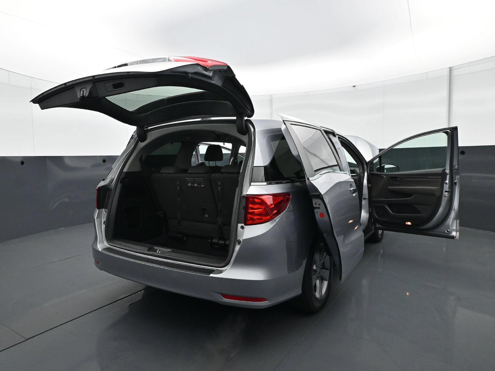 Used 2020 Honda Odyssey EX image 34