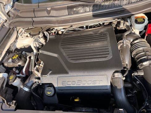 Used 2016 Ford Explorer Sport image 32