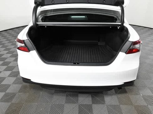Used 2023 Toyota Camry LE FWD image 7