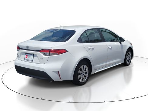 Certified 2025 Toyota Corolla LE FWD image 6