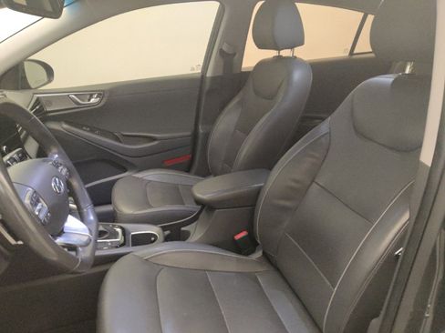 Used 2020 Hyundai Ioniq Limited FWD image 17