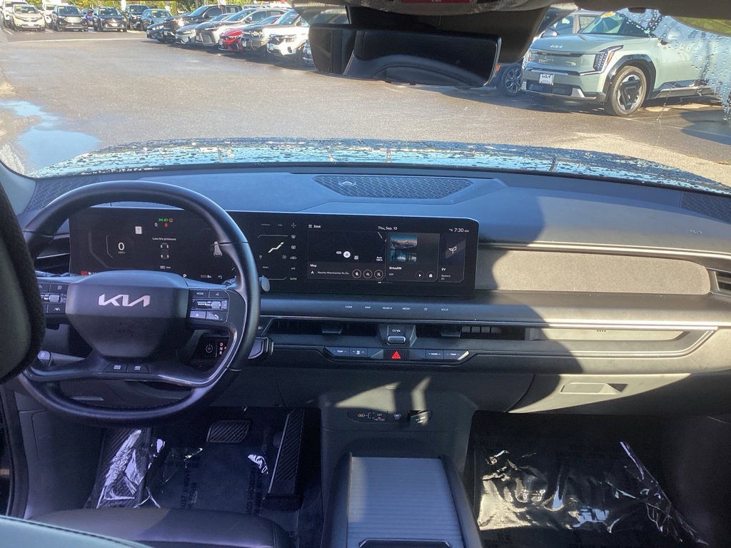 Used 2024 Kia EV9 Land AWD/4WD image 18