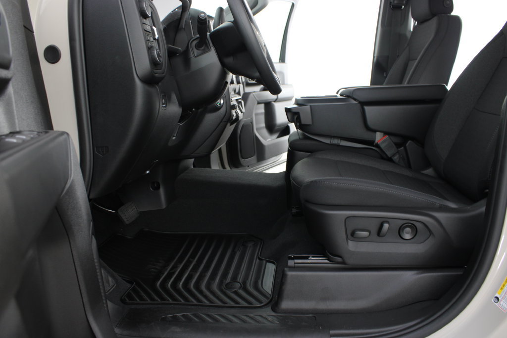 New 2026 Chevrolet Silverado 2500 Custom w/ Custom Value Package AWD/4WD image 21