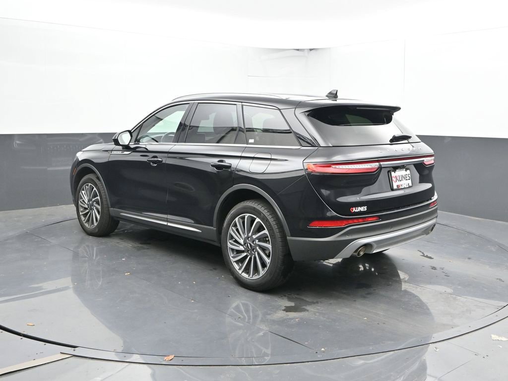 Used 2024 Lincoln Corsair Reserve AWD/4WD image 10