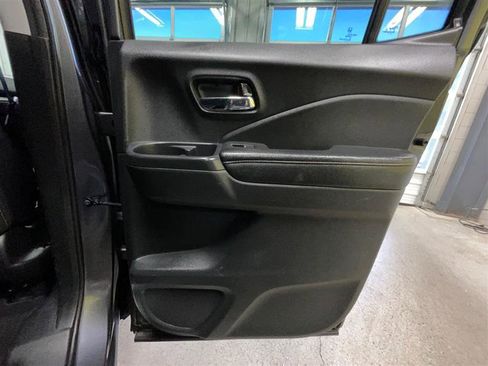 Used 2017 Honda Ridgeline RTL-T image 22