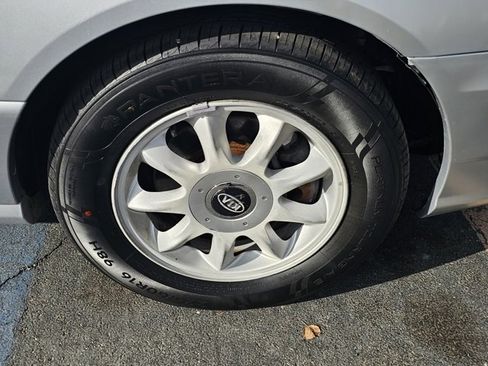 Used 2006 Kia Amanti image 27