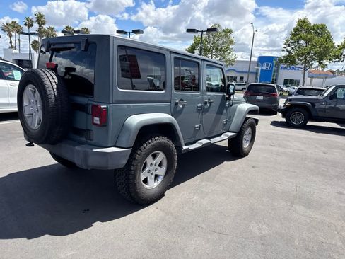 Used 2014 Jeep Wrangler Unlimited Sport w/ Quick Order Package 24S AWD/4WD image 16