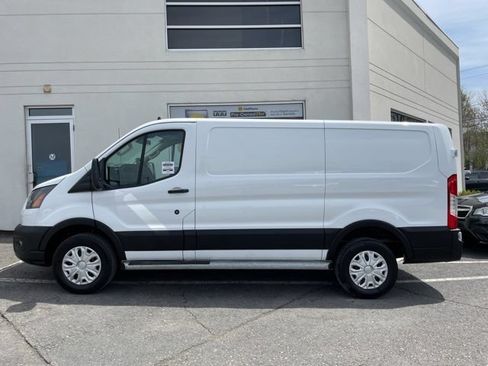 Used 2024 Ford Transit 250 Low Roof w/ Exterior Upgrade Package RWD image 2