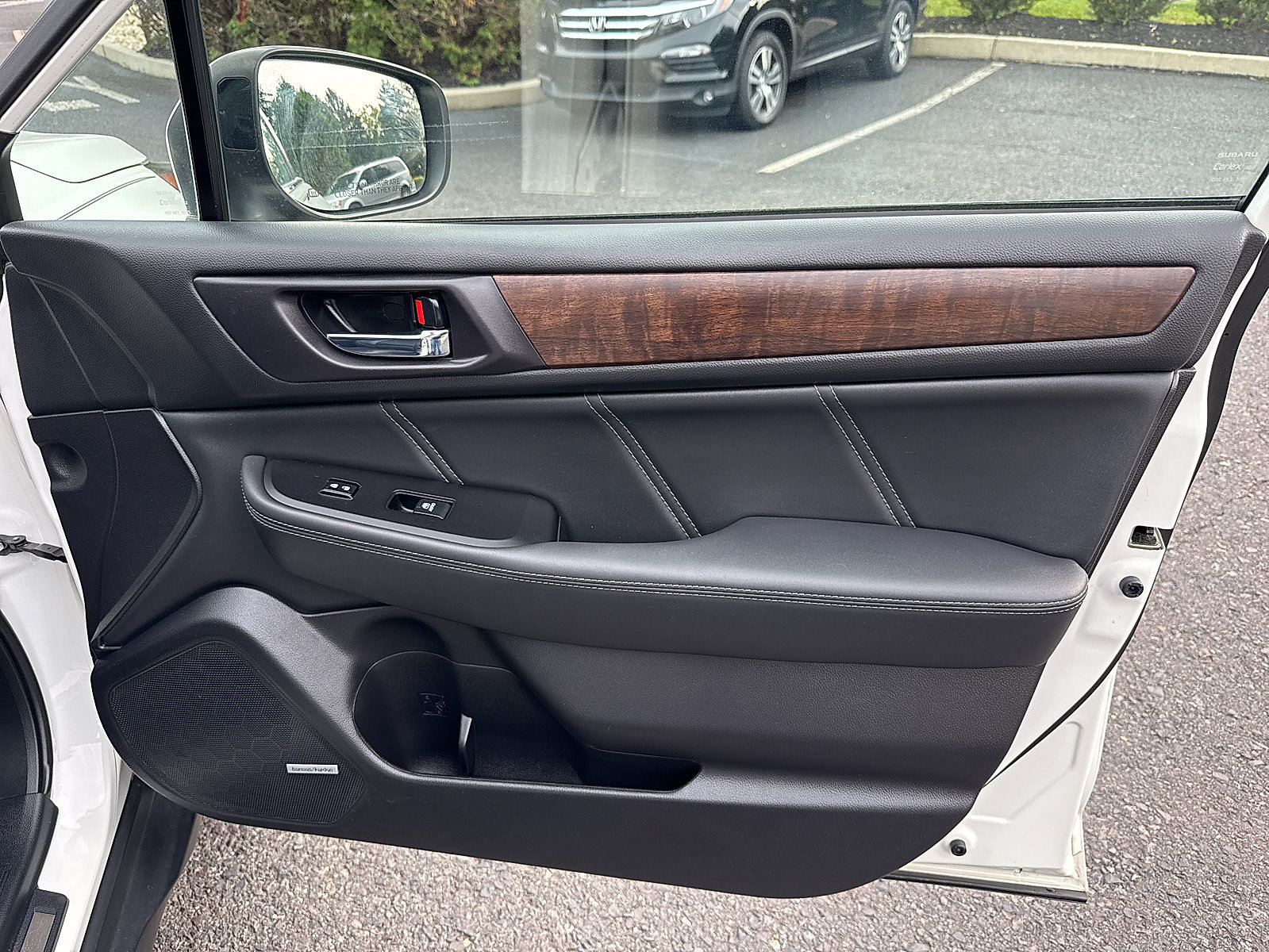 Used 2019 Subaru Outback 2.5i Limited AWD/4WD image 44