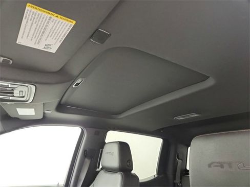 Used 2022 GMC Sierra 1500 AT4 w/ AT4 Premium Package image 19