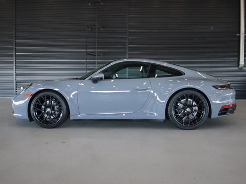 Certified 2024 Porsche 911 Carrera RWD image 2