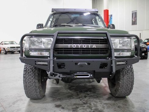 Used 1994 Toyota Land Cruiser image 9