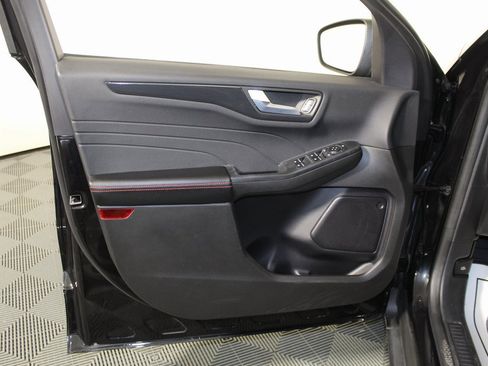 Certified 2024 Ford Escape ST-Line image 19