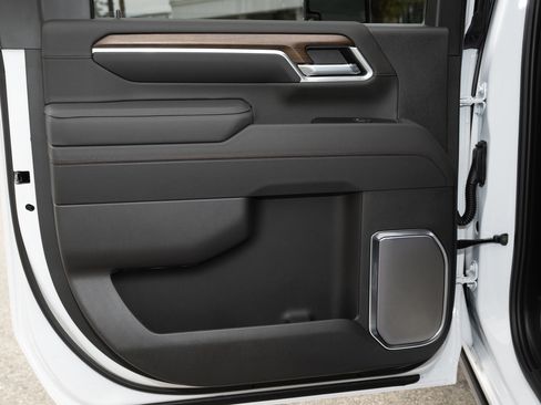 New 2025 Chevrolet Silverado 2500 High Country w/ Technology Package image 37