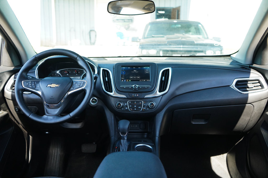 Used 2024 Chevrolet Equinox LT FWD image 10