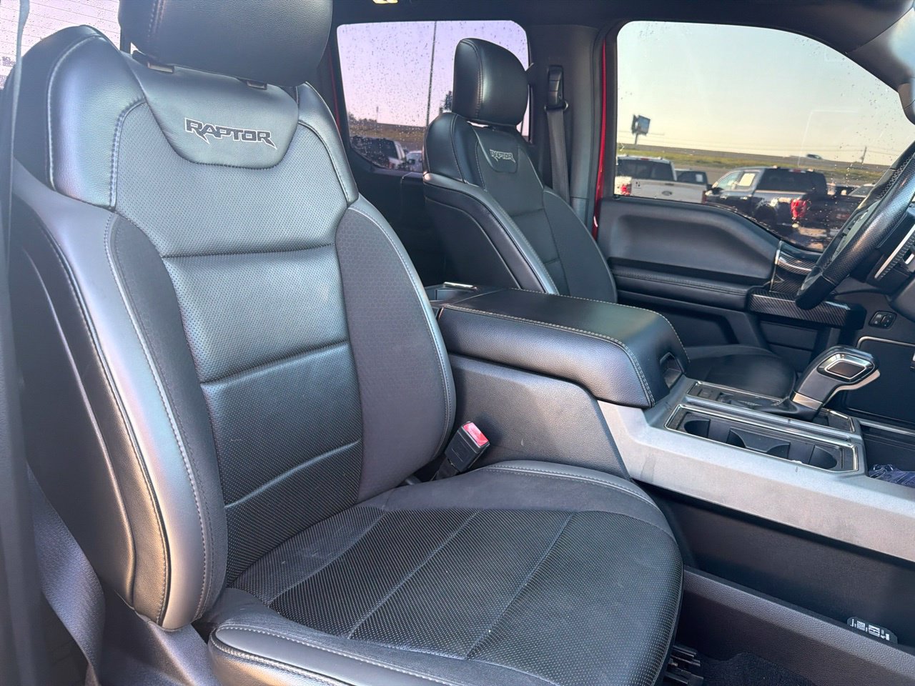 Used 2019 Ford F150 Raptor w/ Equipment Group 802A Luxury AWD/4WD image 18