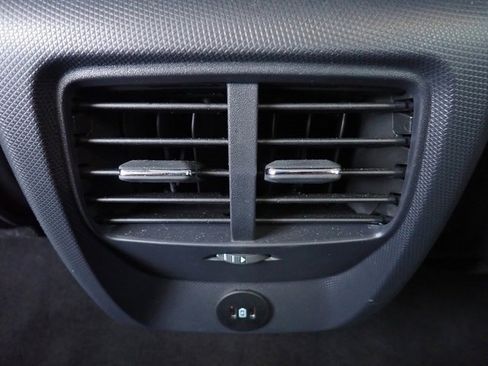 Certified 2025 Ford Mustang Mach-E Premium image 19