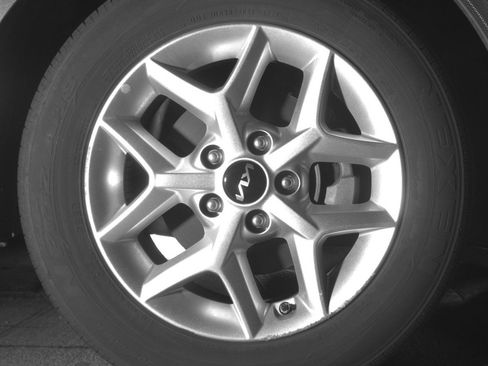 Used 2025 Kia Soul LX w/ LX Technology Package FWD image 13