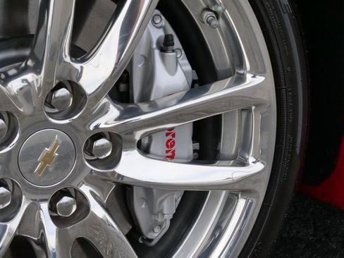 Used 2015 Chevrolet SS / 6.2L V8 / Sunroof / Heated & image 42