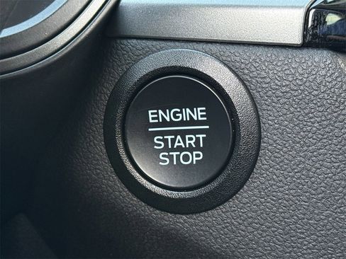 Used 2025 Ford Escape Active image 19