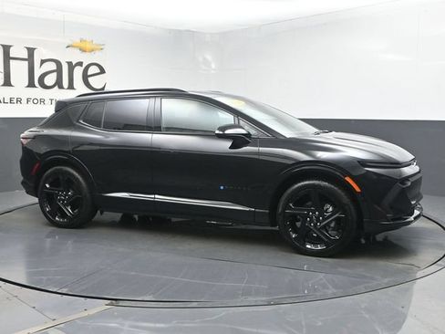 Used 2024 Chevrolet Equinox EV RS FWD image 1