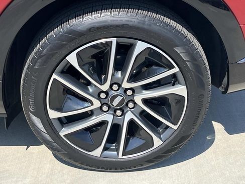 Certified 2025 Cadillac Optiq Sport 1 image 11