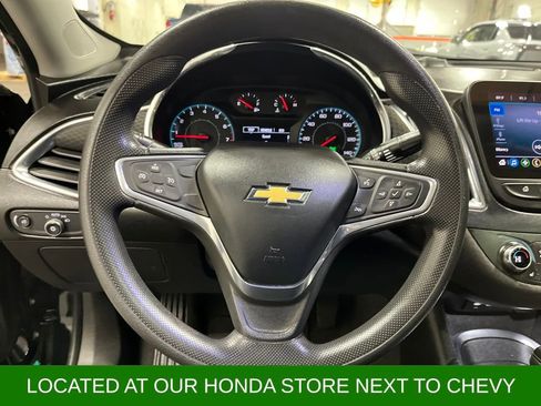 Used 2020 Chevrolet Malibu LT image 22