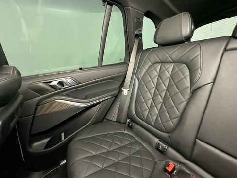 Used 2023 BMW X5 xDrive40i w/ Executive Package AWD/4WD image 12