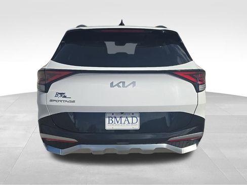 Used 2025 Kia Sportage SX image 12