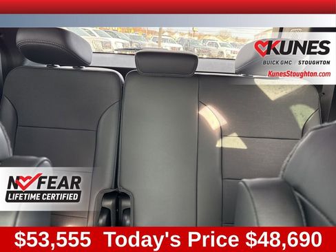 New 2026 Buick Enclave Preferred w/ Power Package AWD/4WD image 38