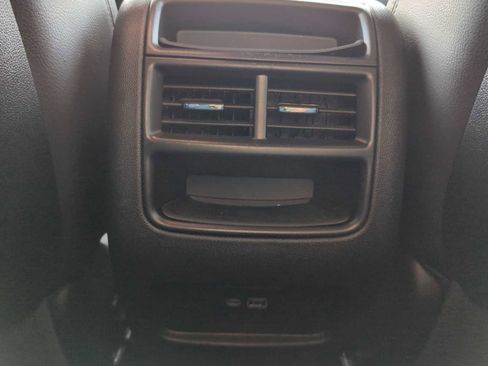 Used 2024 Cadillac XT5 Luxury image 20