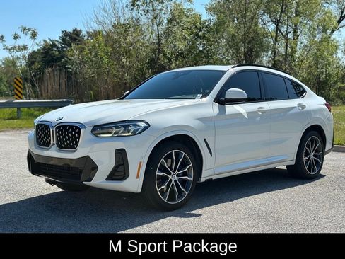 Used 2022 BMW X4 xDrive30i w/ M Sport Package 2 AWD/4WD image 3