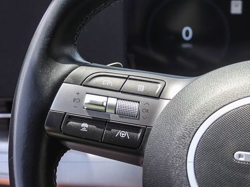 Certified 2024 Hyundai Kona SEL FWD image 28