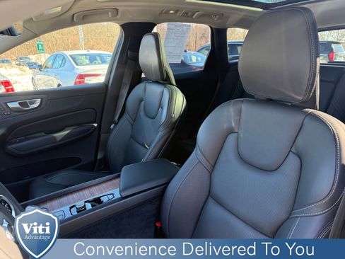 Certified 2023 Volvo XC60 B5 Ultimate w/ Climate Package image 18