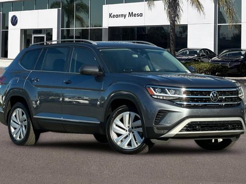 Used 2021 Volkswagen Atlas SEL image 2