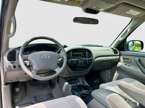 Used 2003 Toyota Sequoia SR5 AWD/4WD image 14
