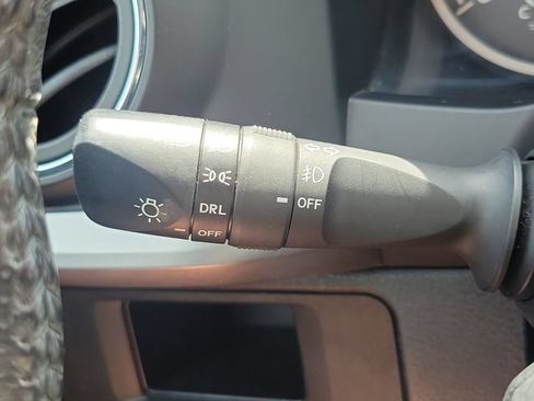 Used 2018 Toyota Tacoma SR5 RWD image 27