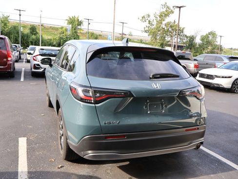 Used 2025 Honda HR-V Sport image 7