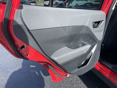 Used 2025 Subaru Crosstrek 2.0i Premium image 22