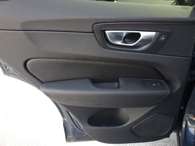 Used 2023 Volvo XC60 B5 Plus w/ Climate Package FWD image 29