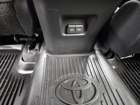 Used 2023 Toyota RAV4 Limited AWD/4WD image 17