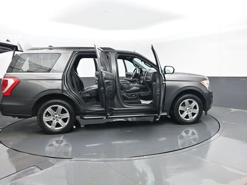 Used 2019 Ford Expedition XLT w/ Equipment Group 202A image 31